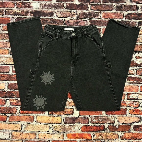 Black PacSun 90’s Boyfriend Carpenter Jeans with sun and yin yang details - Picture 1 of 6